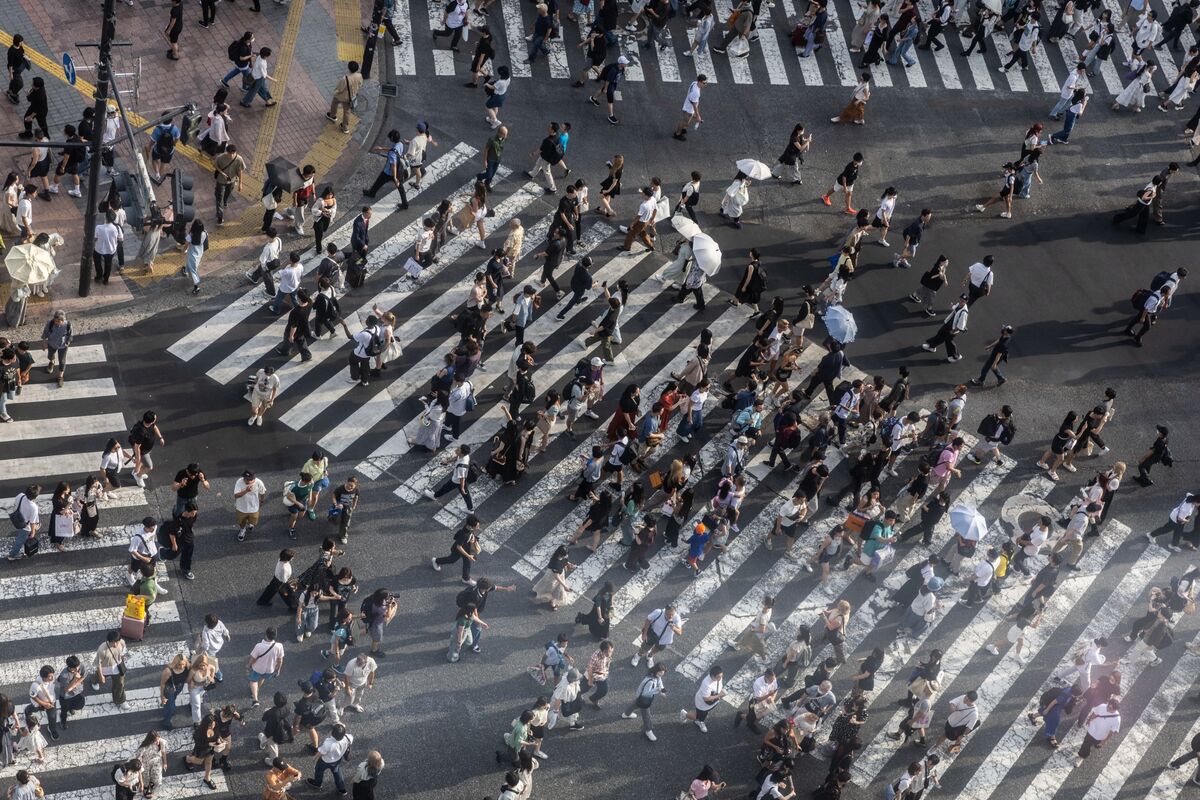 ブルームバーグのニュース記事「超長期債が大幅安、財政悪化懸念やあすの入札警戒－30年債利回り最高」の画像