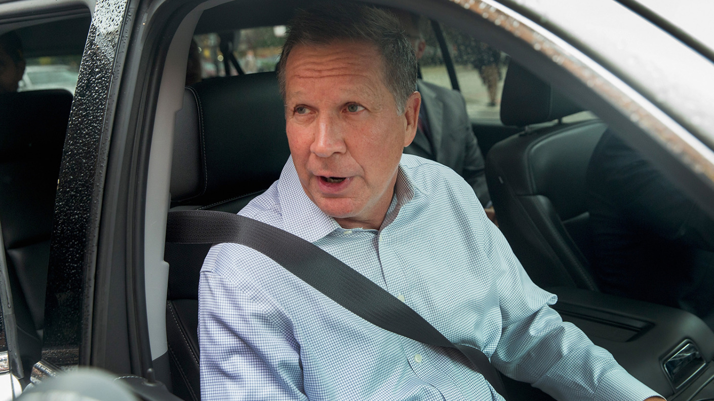 A Day on the Campaign Trail With John Kasich - Bloomberg ...