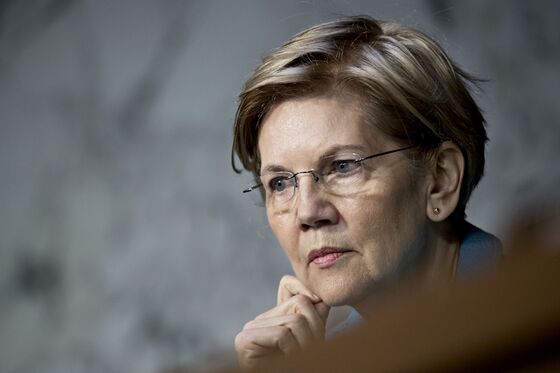 Warren Says Financial Giants Should Be Brought Down to Size