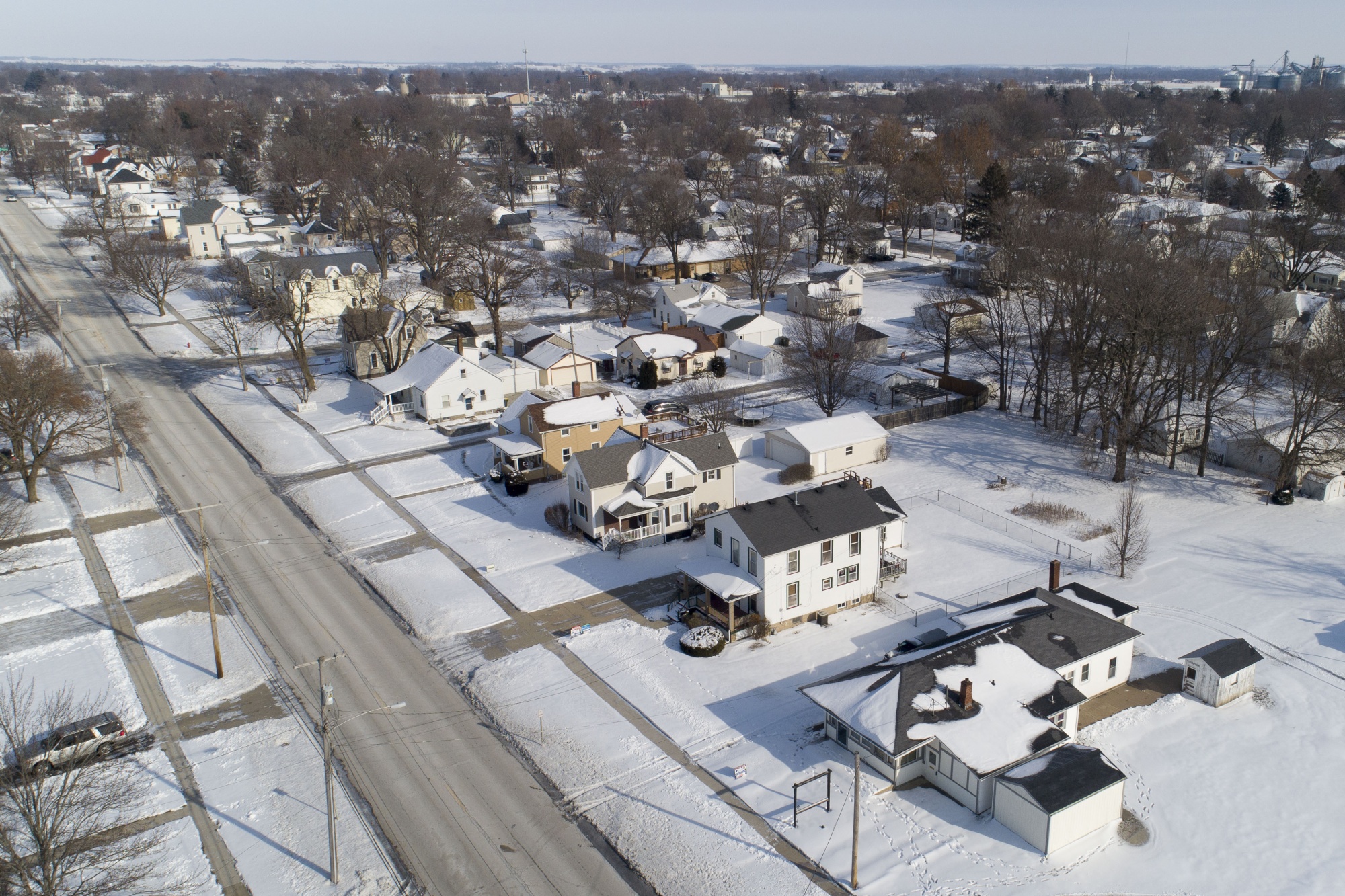 U.S. Existing-Home Sales Rise To Best Pace Since Early 2018 - Bloomberg