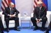 プーチン大統領(左)とトランプ大統領(右)