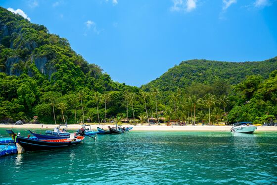 Thai Island Known for Novel ‘The Beach’ Seeks Its Own Energy