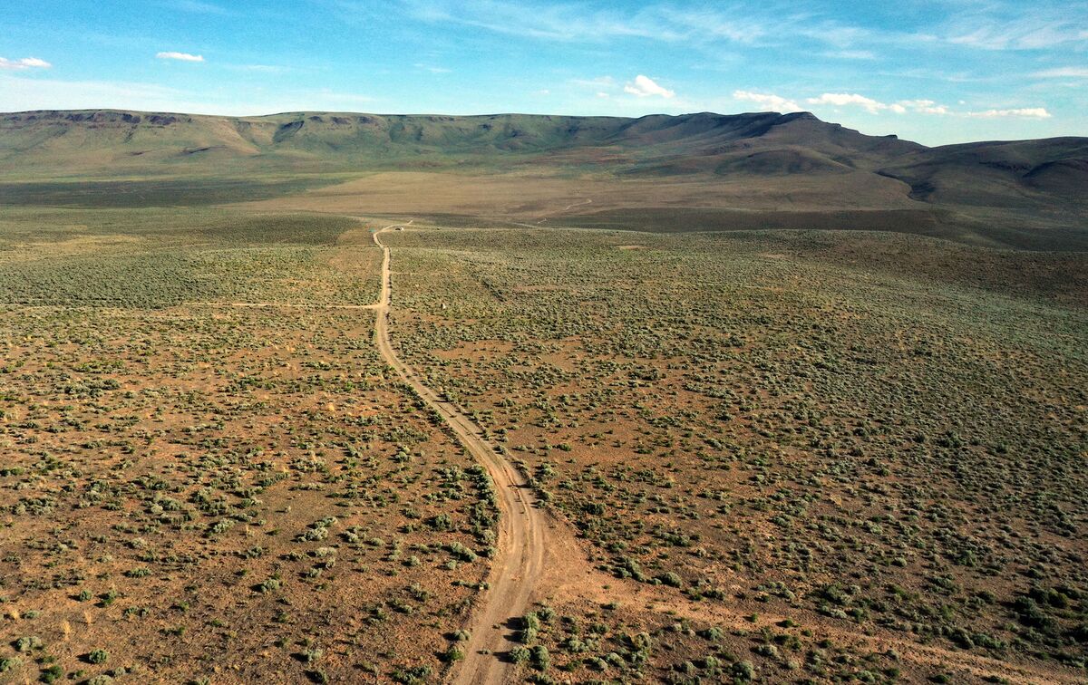 US Re-Evaluating $2.3 Billion Loan for Nevada Lithium Mine