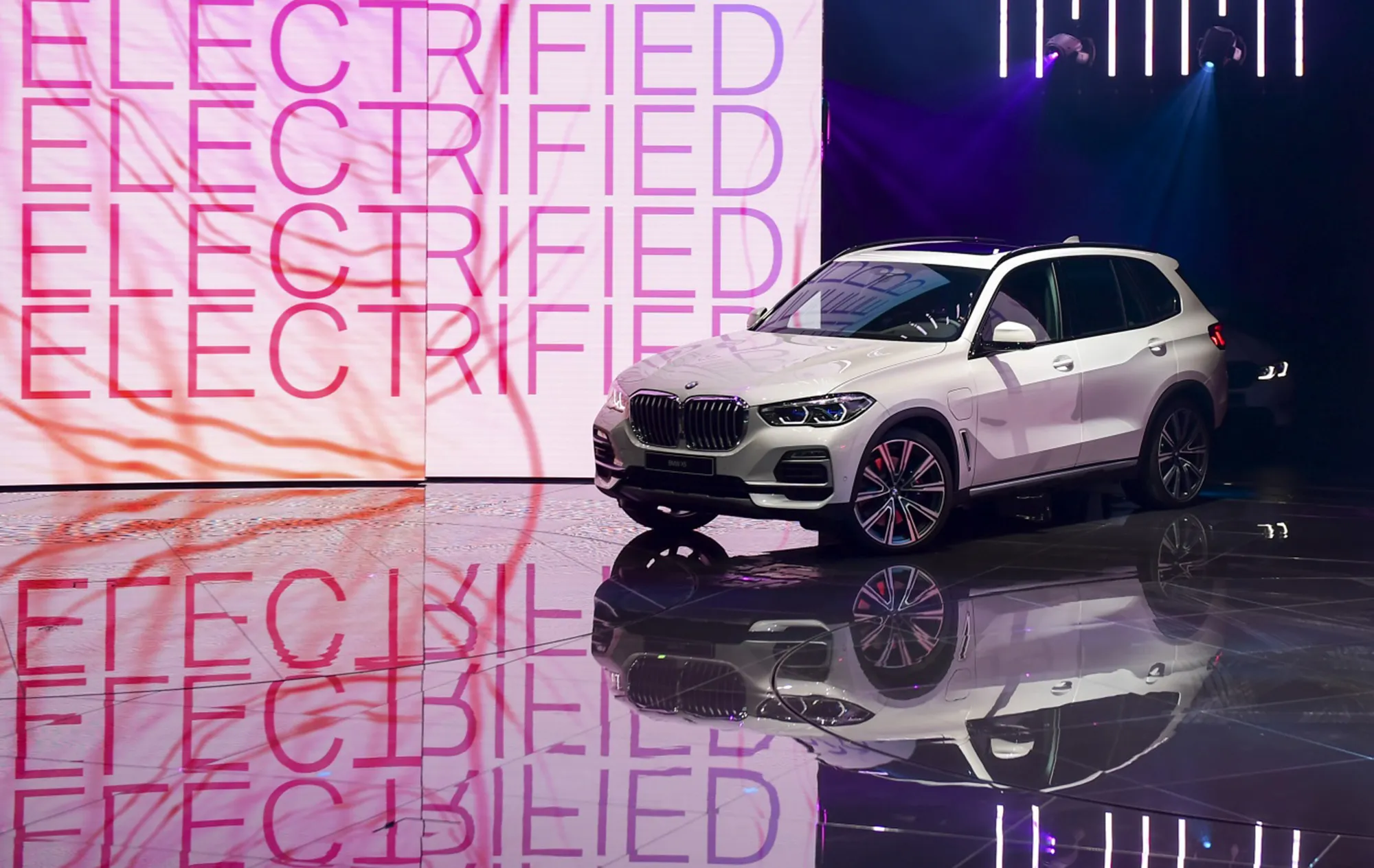 BMW X5 plug-in hybrid