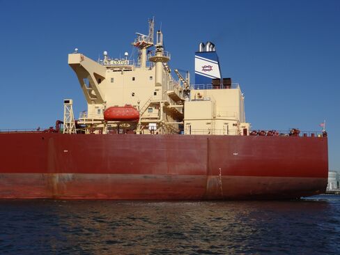 An oil products tanker near Arthur Kill.