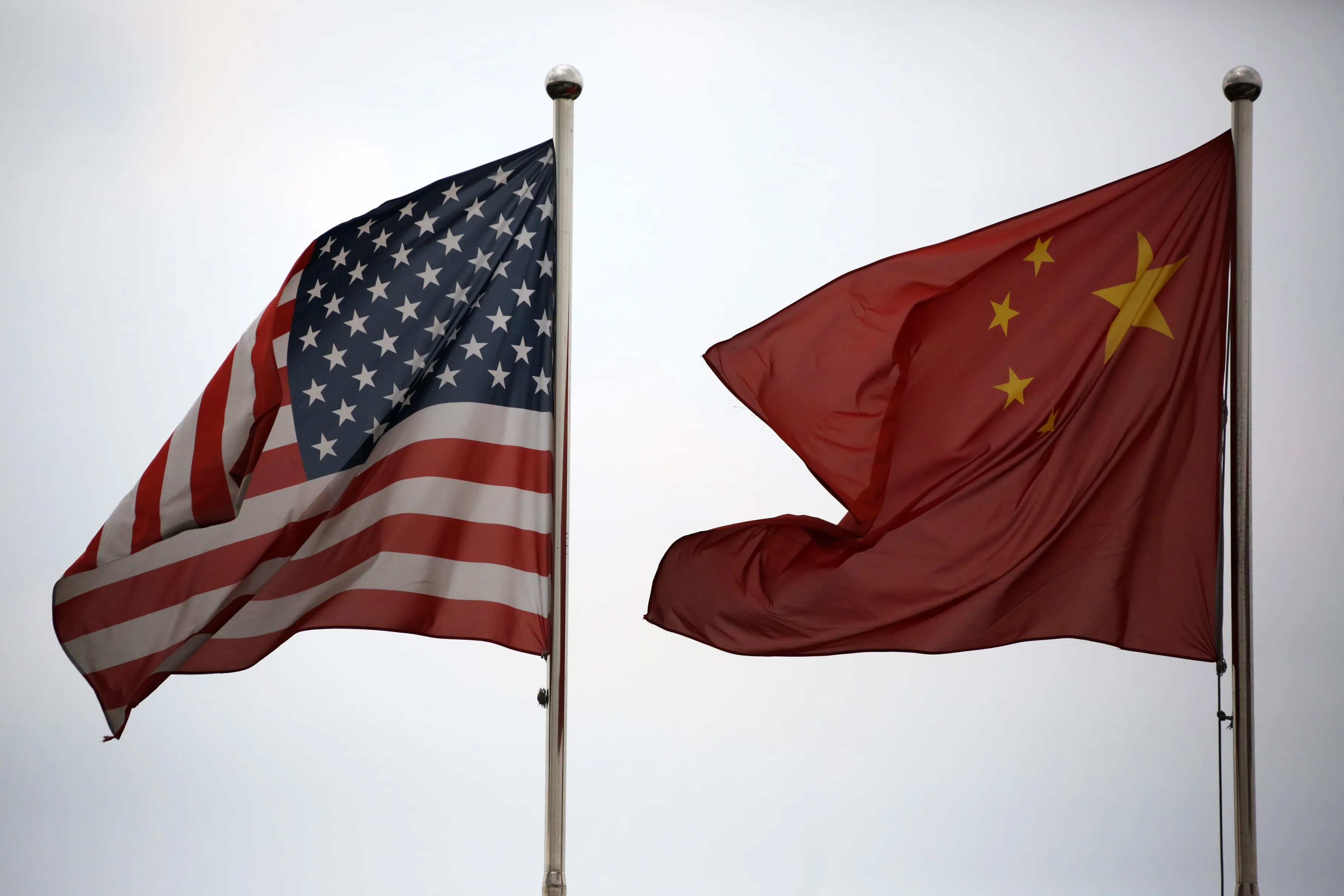 高まる半導体企業の中国依存、米国の規制強化が株価反発へのリスクに