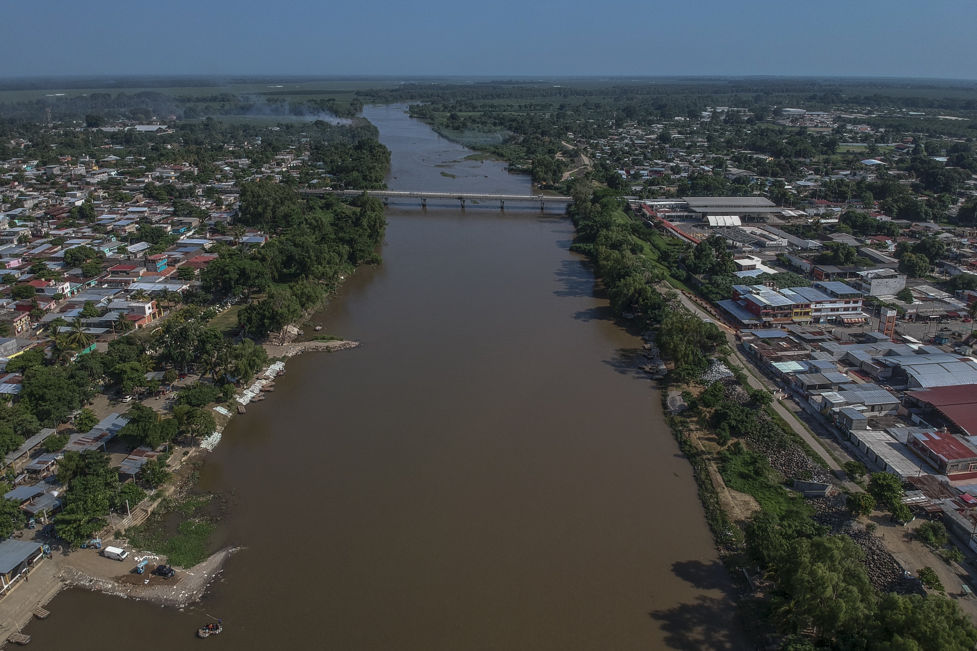 Mexico’s Guatemala Border Plan Threatens Local River Economy - Bloomberg