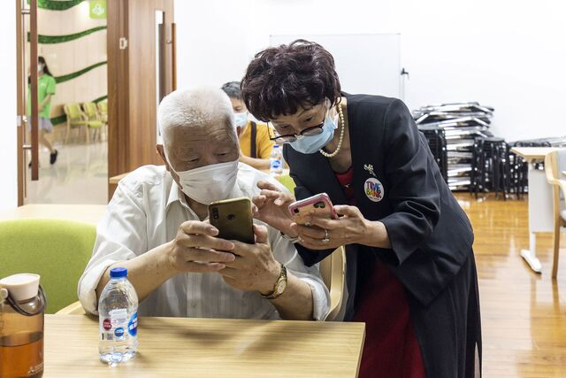 Aging China Relies On ‘Young Old’ To Take Care Of Oldest Seniors ...