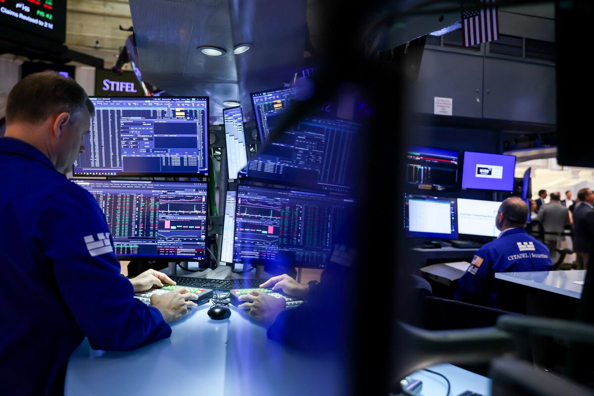 Chasing This Rally Boosts the Need for Protection
