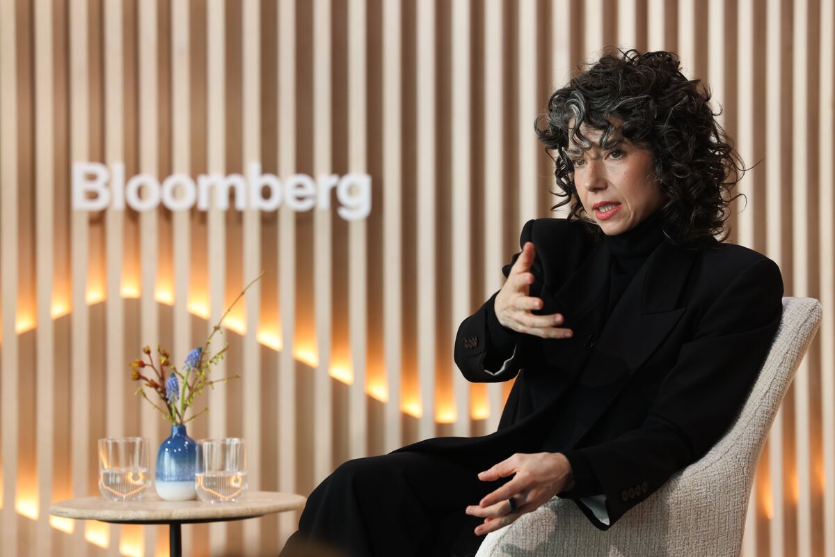 Signal's Meredith Whittaker says deeper integration of AI agents into devices is “perilous” for encryption, since agents need access to lots of data across apps