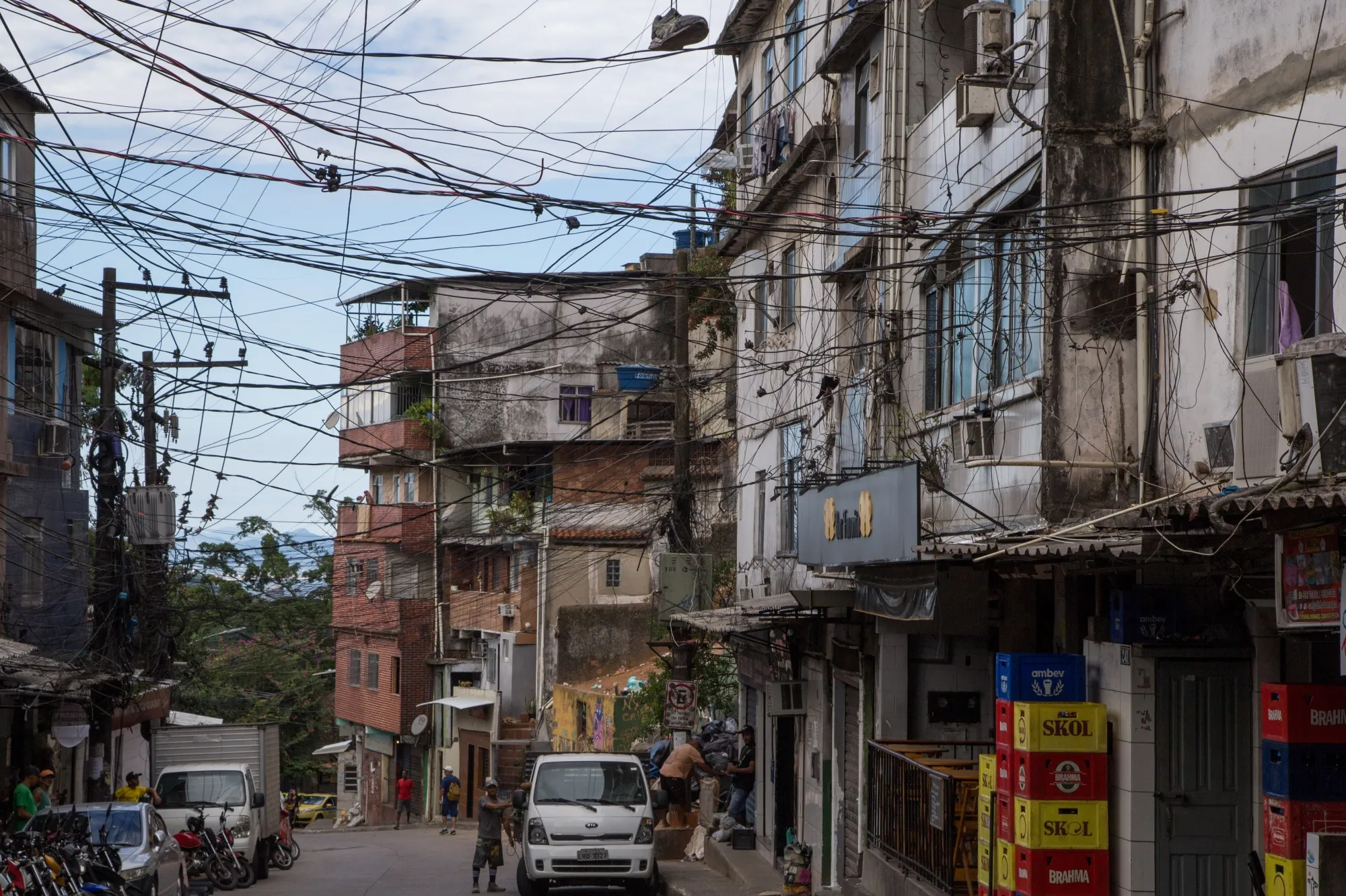 Power lines in the South Zone of Rio de Janeiro.