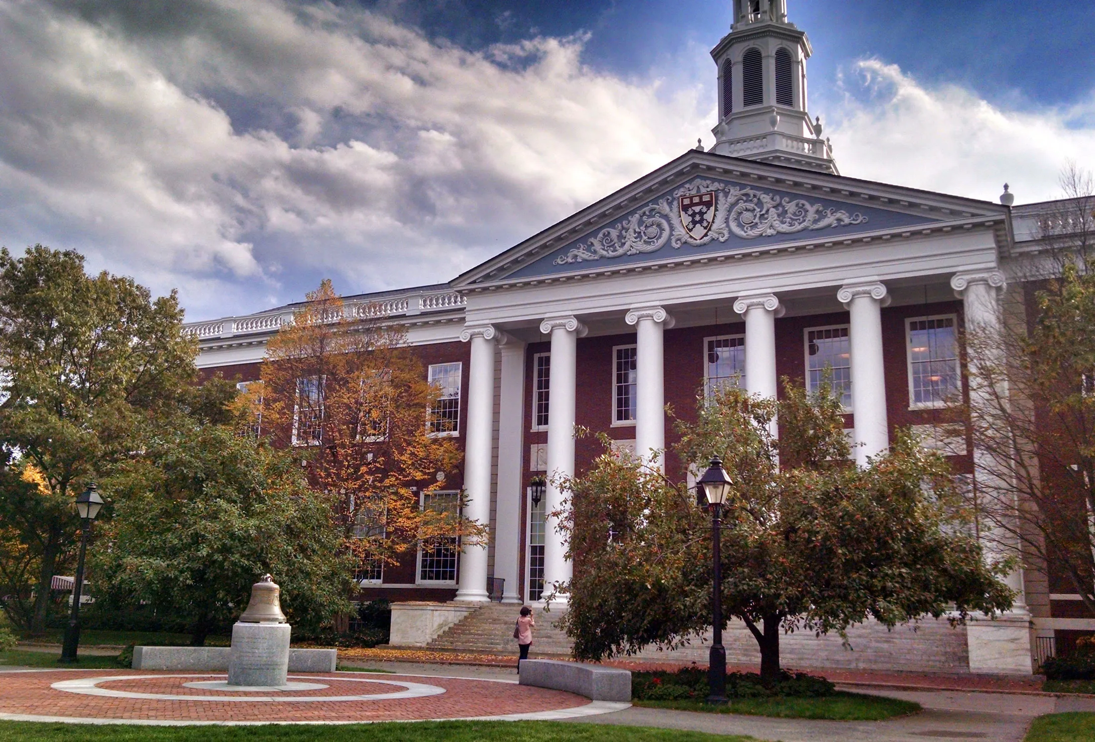 1479961358_harvard