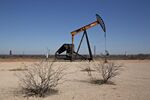 An&nbsp;oil well near Crane, Texas