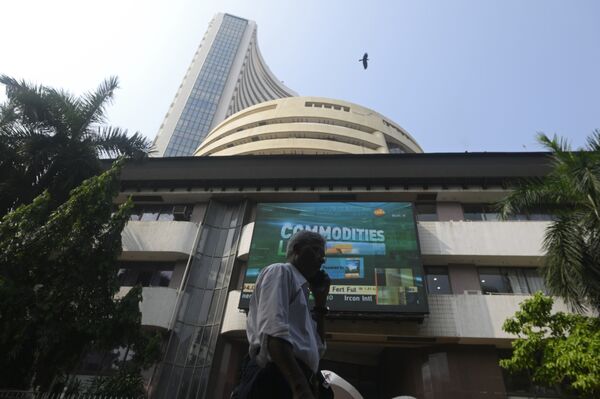 Record Eight-Year Winning Streak Seen Extending for India Stocks