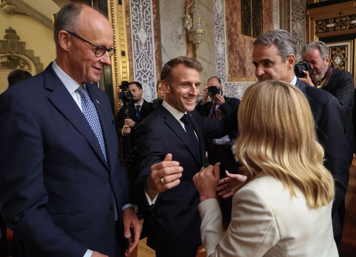 assets.bwbx.io image