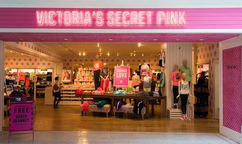 Victoria's Secret Pink store.