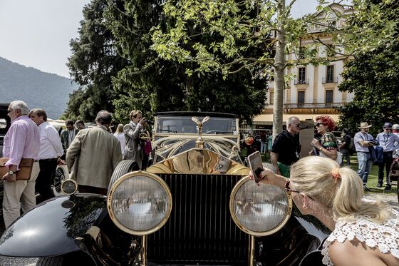 The World’s Rarest Cars, on Display at Lake Como