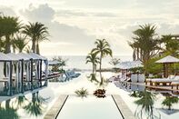 relates to Remote Workers Flee to $70,000-a-Month Resorts While Awaiting Vaccines