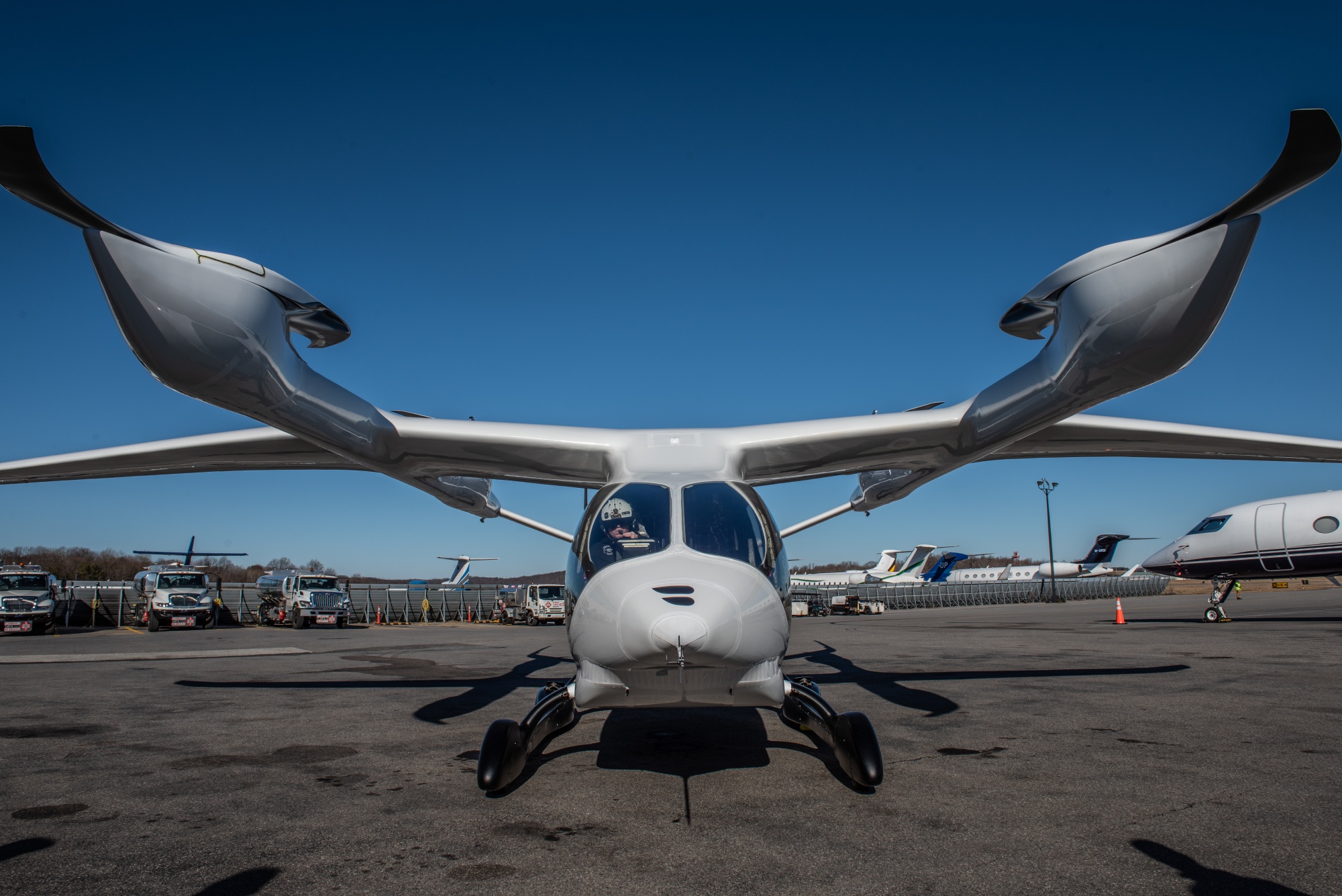 Air Force Receives Its First Electric Air Taxi - The New York Times