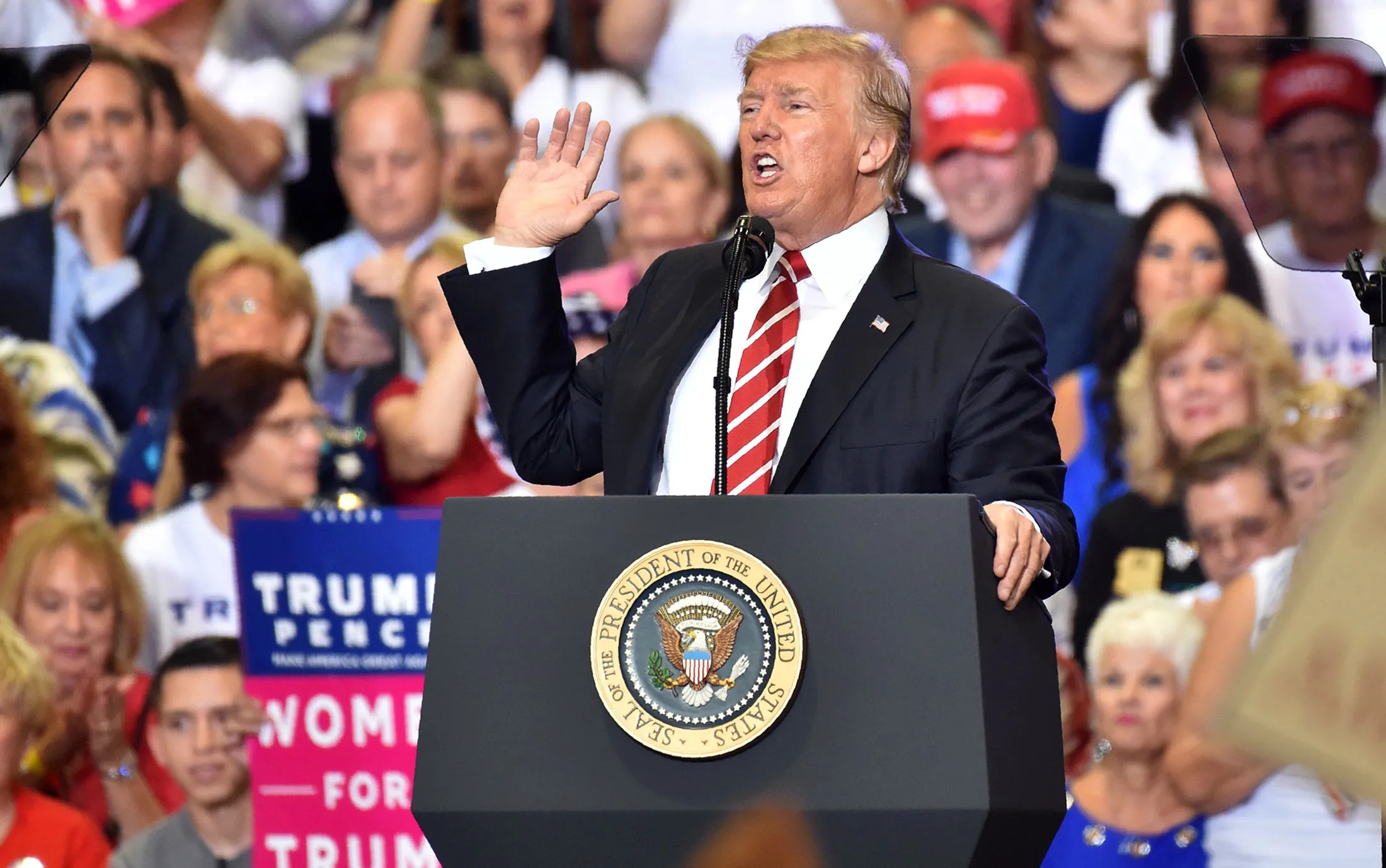 1503964737_Trump-Arizona
