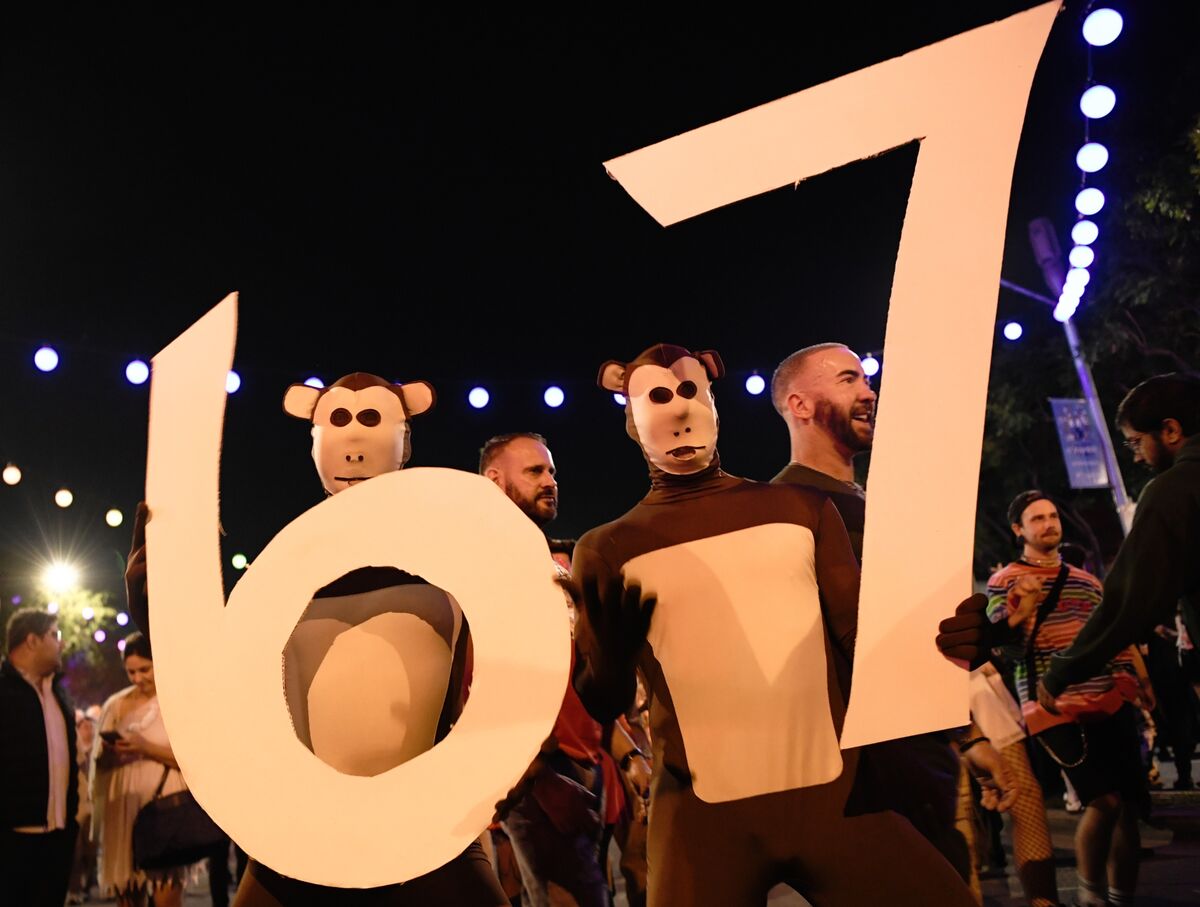 The ‘6-7’ TikTok Meme Has Been 120 Years in the Making The ‘6-7’ TikTok Meme Has Been 120 Years in the Making