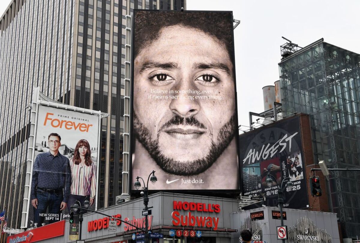 18 Funny Examples of the Colin Kaepernick Just Do It Meme