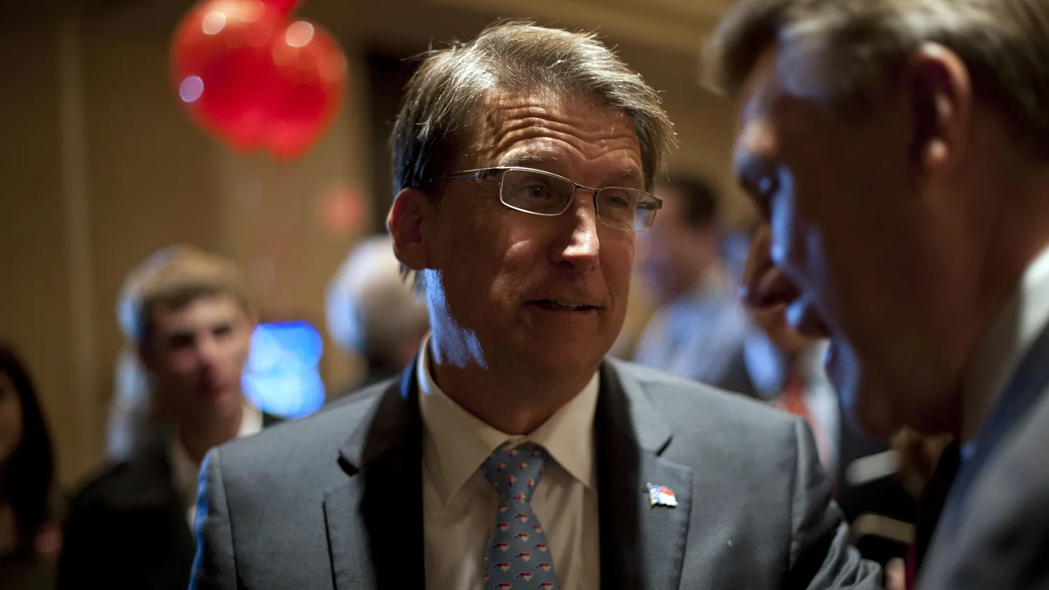 North Carolina Governor Pat McCrory speaks with guests at an election watch party on Nov. 4, 2014, in Charlotte, North Carolina.

