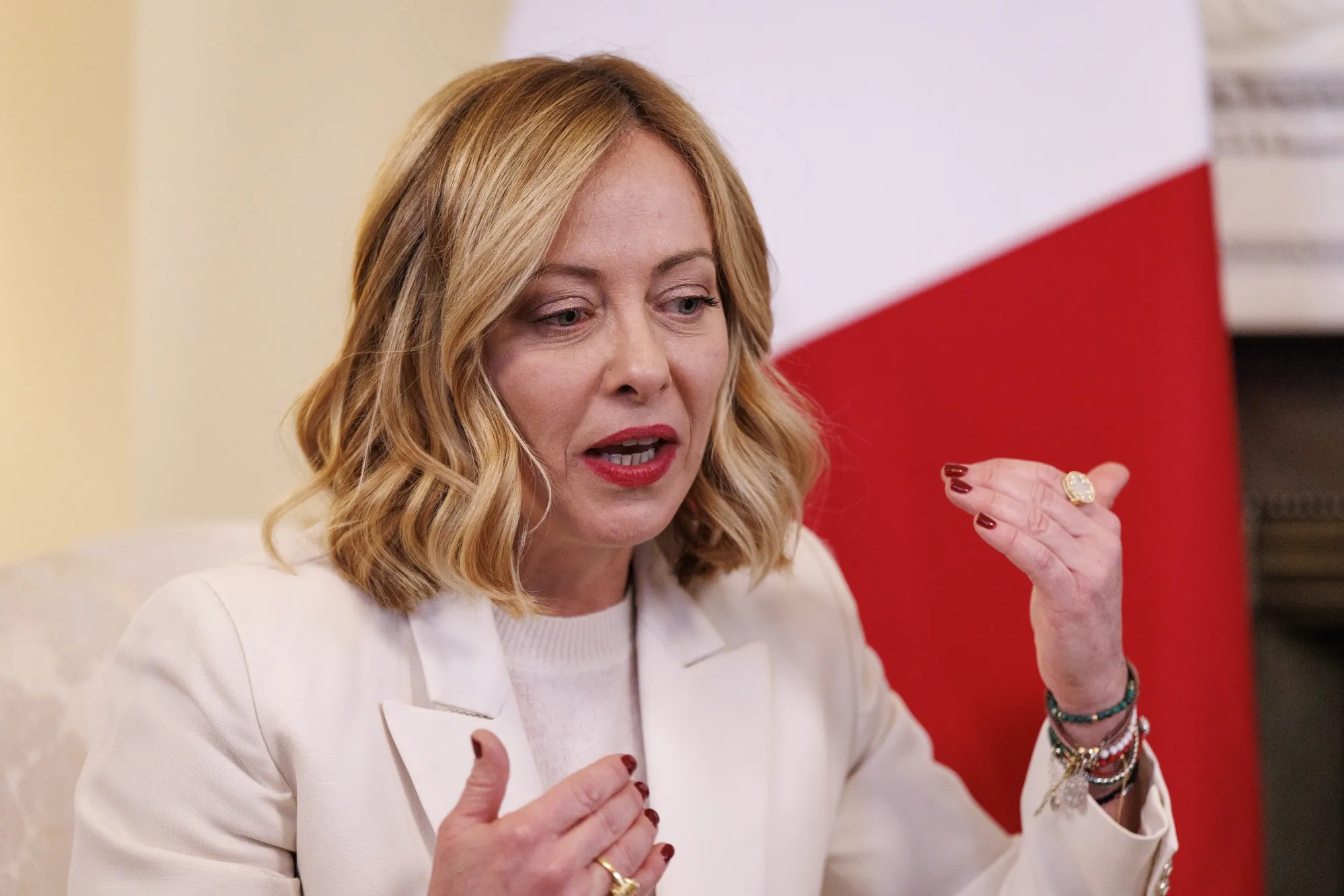 Italien will von Banken Insidern zufolge zusätzliche €1,5 Milliarden  beschaffen - Bloomberg