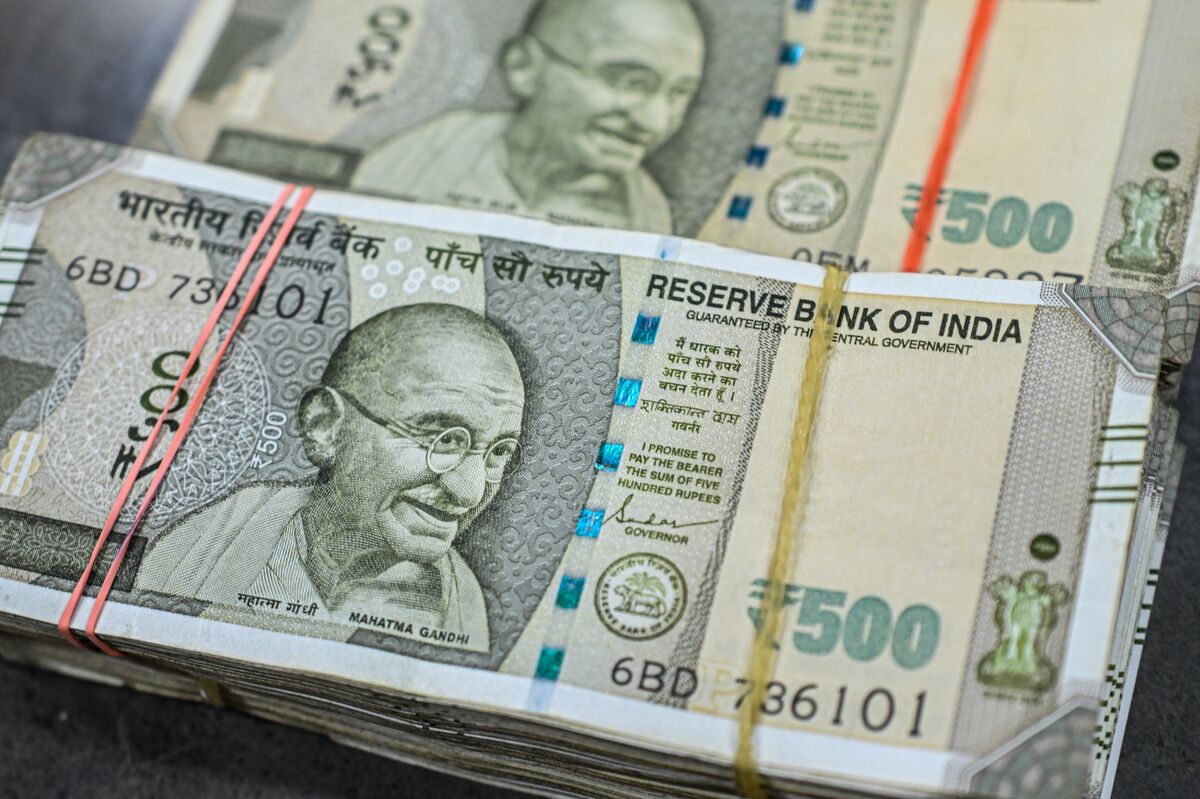 India’s Motilal Plans Private Credit Fund of Up To $336 Million.