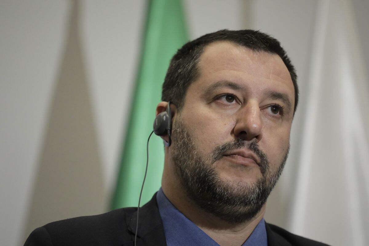 How Italy's Salvini Wants to Replace Merkel as EU's Power Broker ...