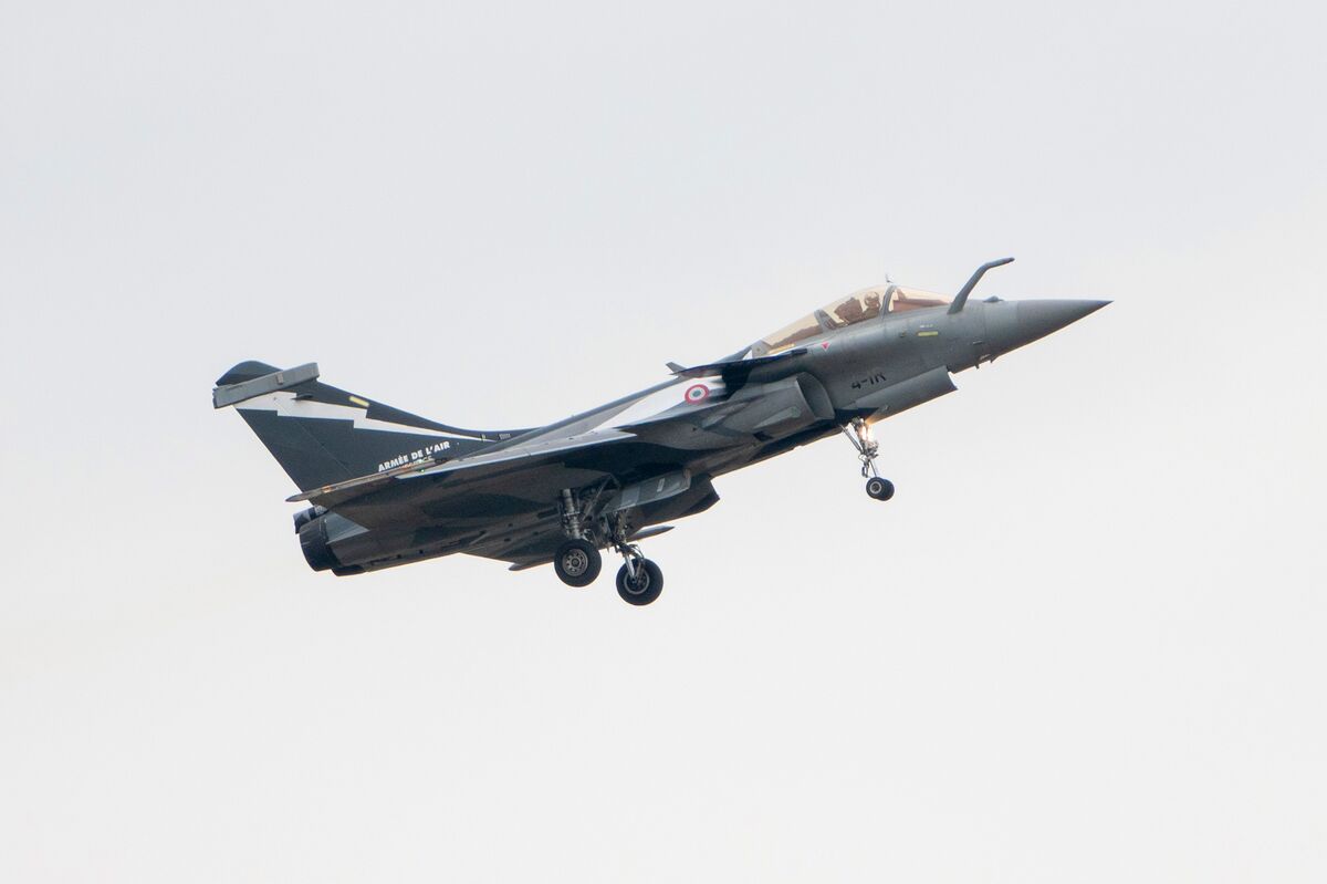 Serbia Signs Deal for 12 Rafale Jets