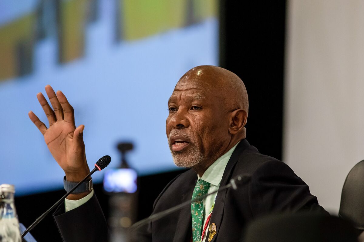 South Africa Books ‘Big Wins’ on Lower Inflation, Kganyago says