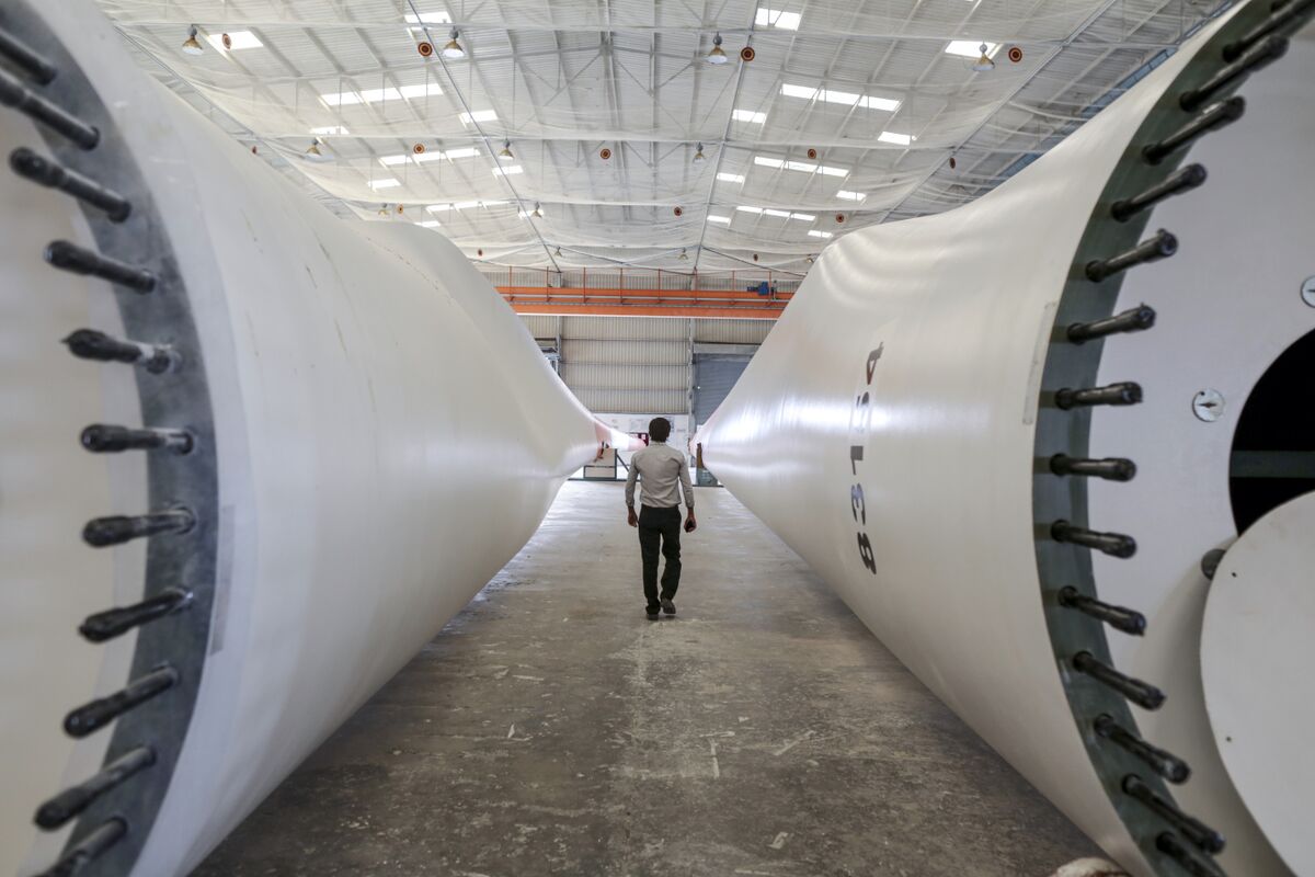 Foreign Firms Look to Make India Global Wind Turbine Export Hub - Bloomberg