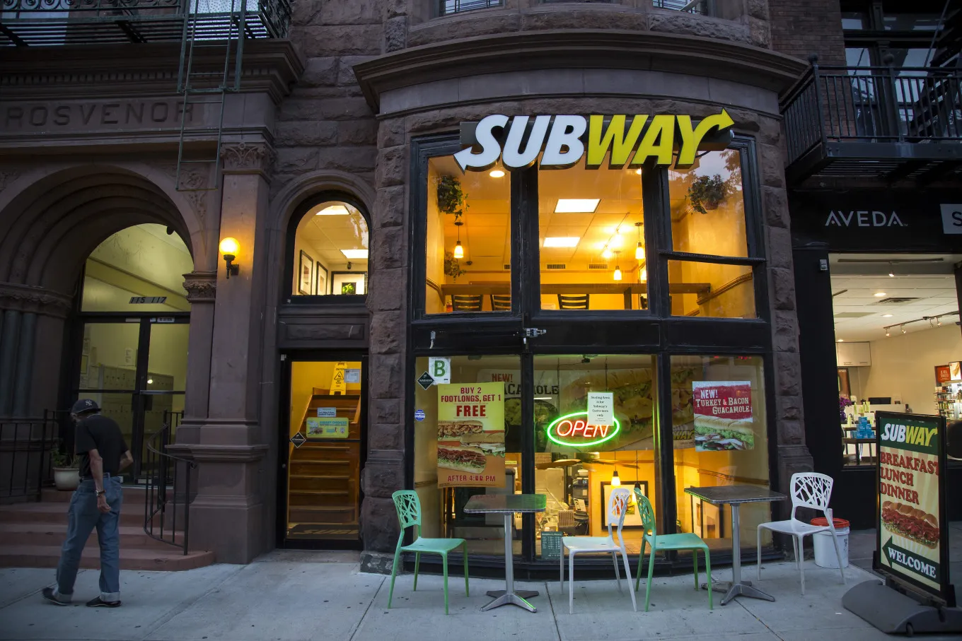Subway’s restaurant count currently stands at nearly 37,000 worldwide, including around 20,000 in the US.