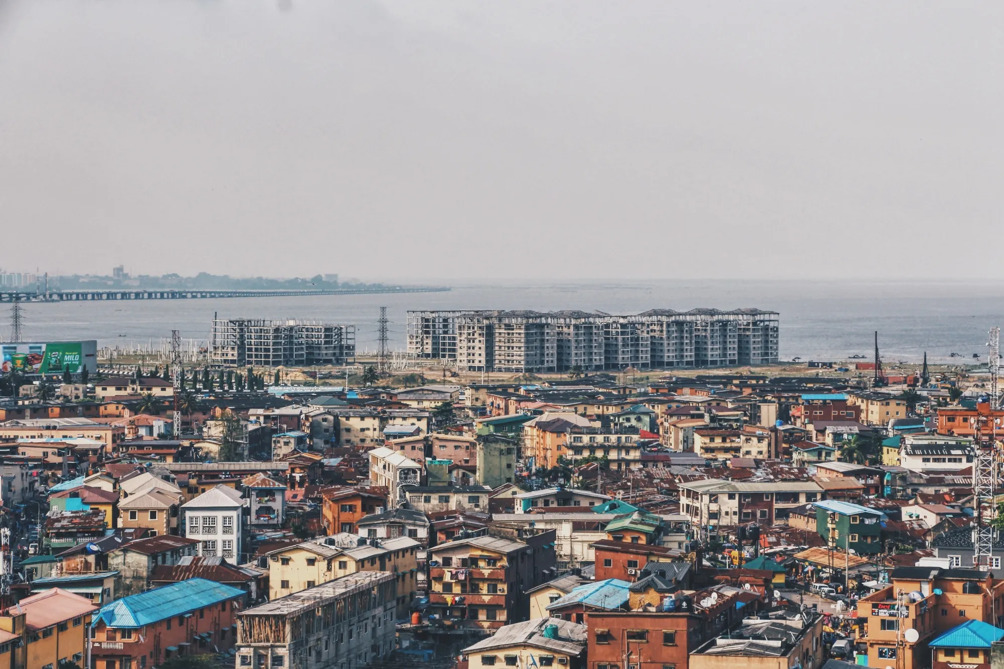 The Face-Me-I-Face-You is still a predominant architectural style in Lagos, but Nigeria’s upper class has moved on to more modern buildings.