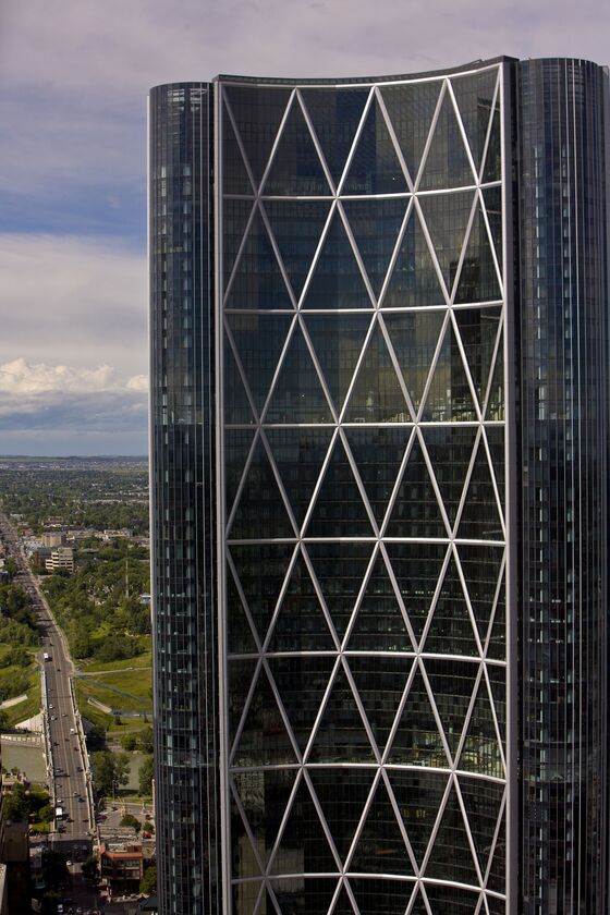 Encana’s ‘Symbolic’ Move May Hurt Stake Sale in Iconic Bow Tower