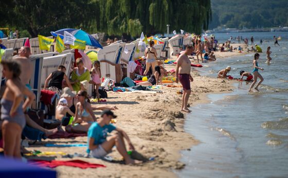 Naked German Seeks Freezer Relief as Europe Braces for Heatwave