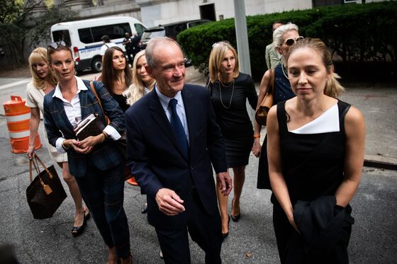 David Boies Sues Alan Dershowitz in Clash of Marquee Lawyers