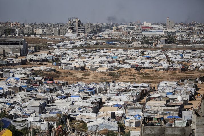 TOPSHOT-PALESTINIAN-ISRAEL-CONFLICT-GAZA-DISPLACED