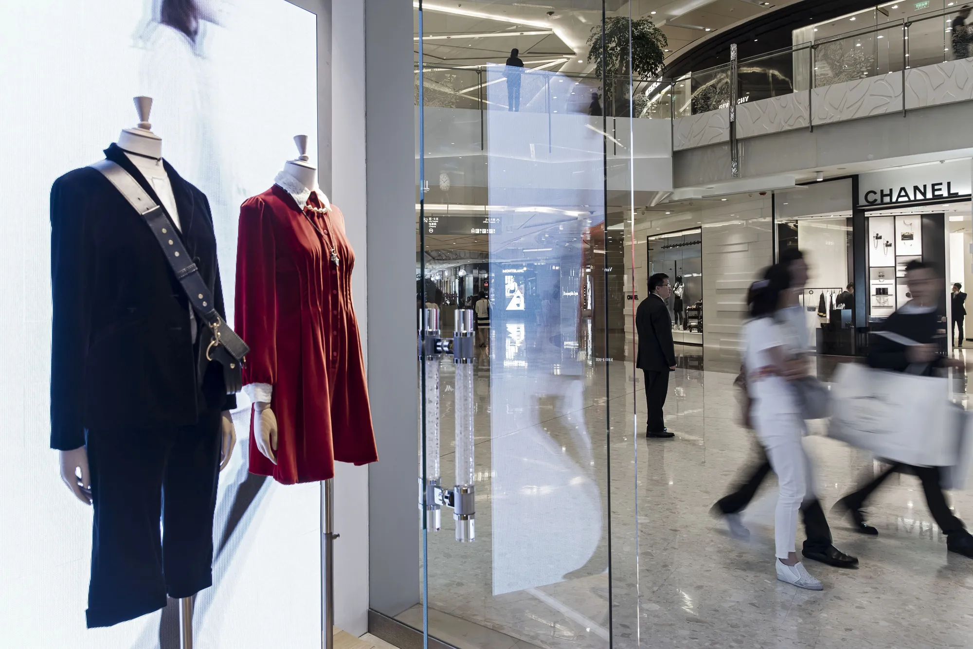 China’s shoppers have grown more cautious in recent months amid economic turbulence fueled by property market crisis and elevated youth unemployment.&nbsp;