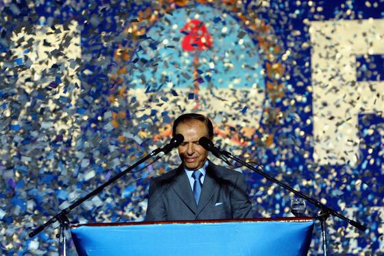 Carlos Menem, Argentine Leader Who Tamed Inflation, Dies at 90