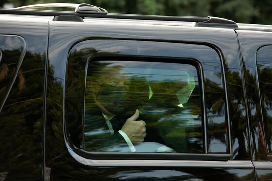 President Drives By Supporters Outside Hospital: Trump Update