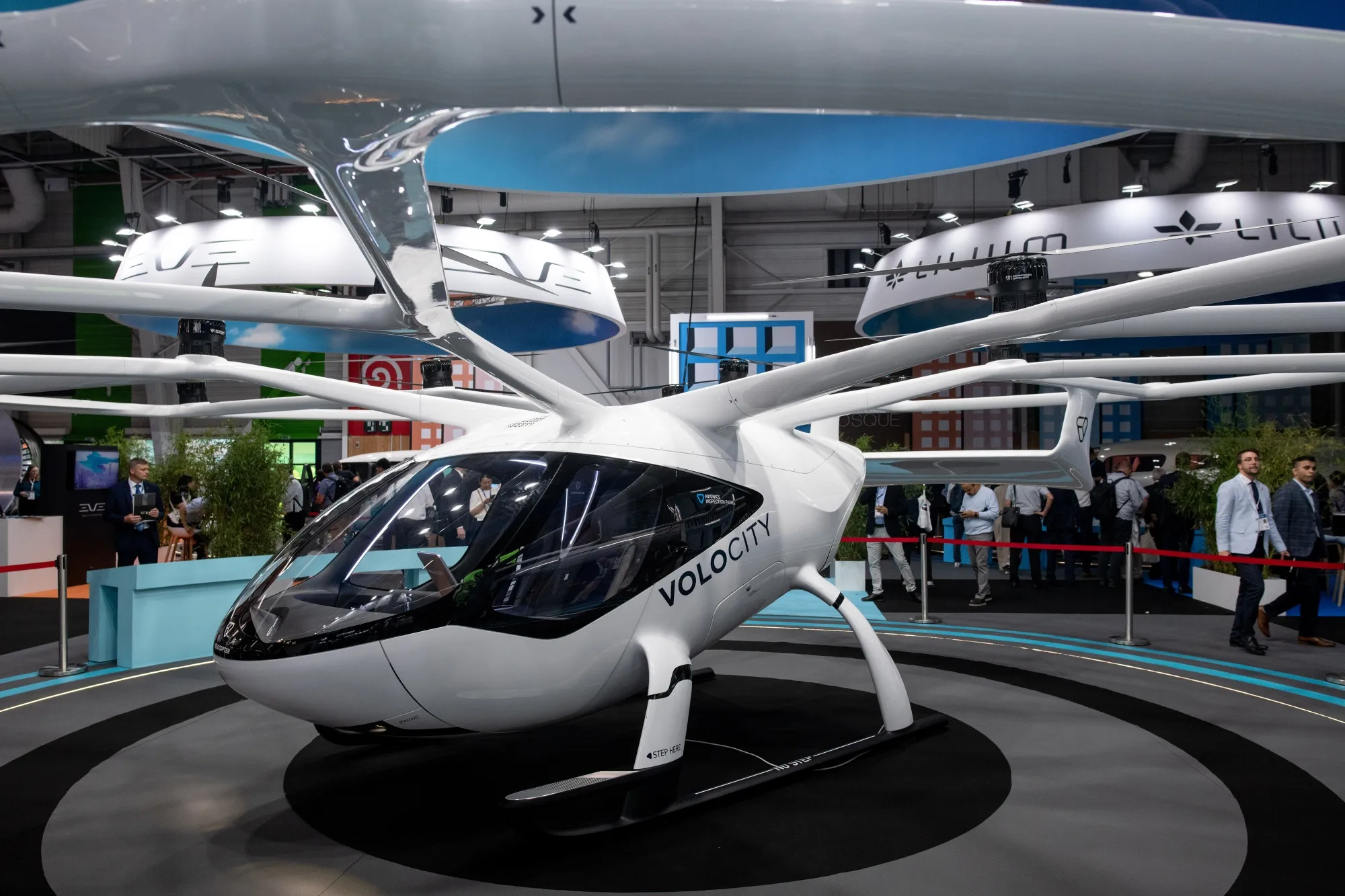 Flying Taxi Startup Volocopter Still Sees 2025 Commercial Debut Bloomberg