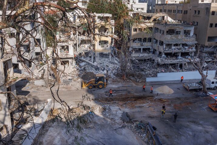 US Strikes Iran’s Nuclear Sites, Risking Wider War in Mideast