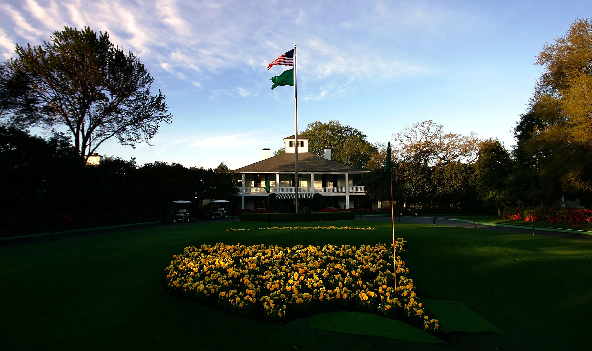 Among the items stolen were Green Jackets won by Masters champions&nbsp;Arnold Palmer,&nbsp;Gene Sarazen&nbsp;and&nbsp;Ben Hogan.