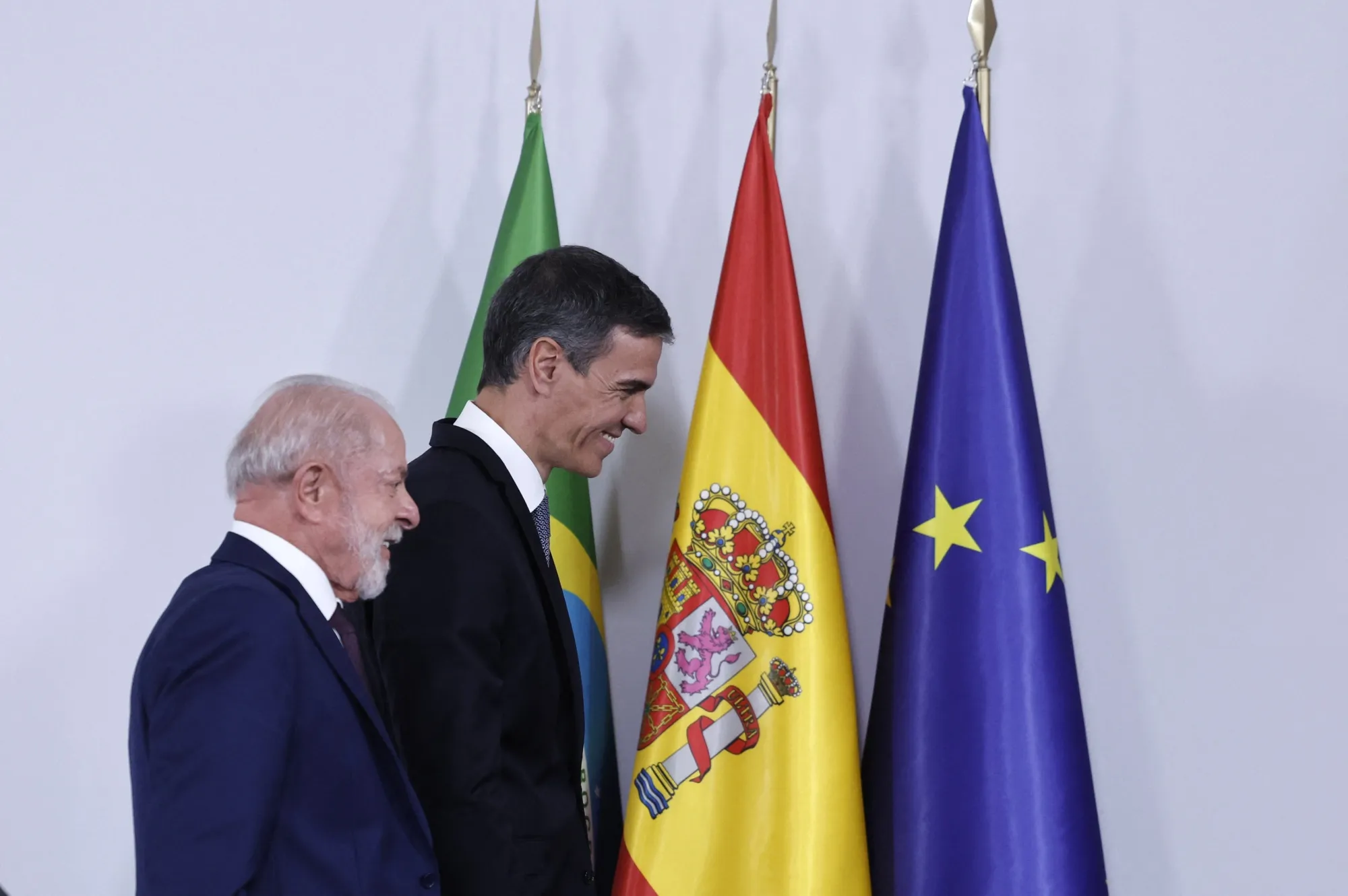 Brazilian&nbsp;President Luiz Inacio Lula da Silva and Spanish&nbsp;Prime Minister Pedro Sanchez after a joint press conference at the Palacio de Pedralbes in Barcelona on April 17.
