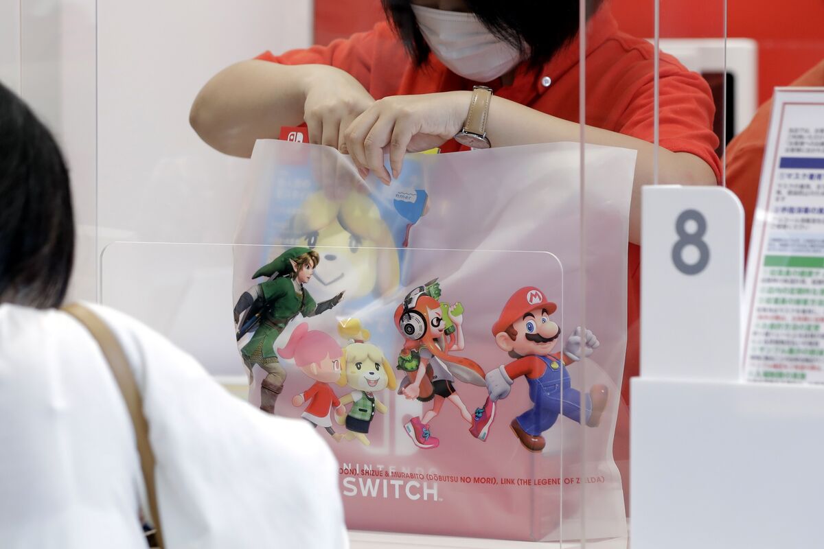 Nintendo's Tokyo Store Isn't Large Enough for its Fan Base - Bloomberg