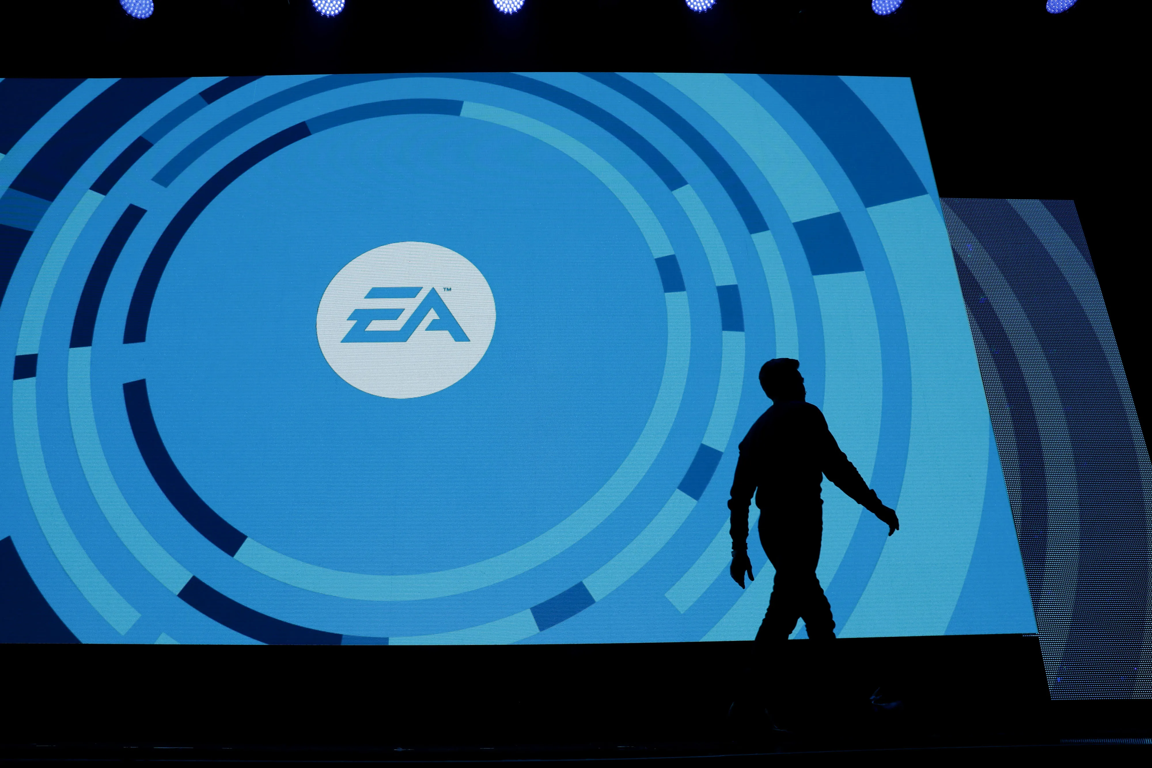 Electronic Arts&nbsp;agreed to be bought&nbsp;by an investor group including Silver Lake Management, Saudi Arabia’s Public Investment Fund and Affinity Partners.