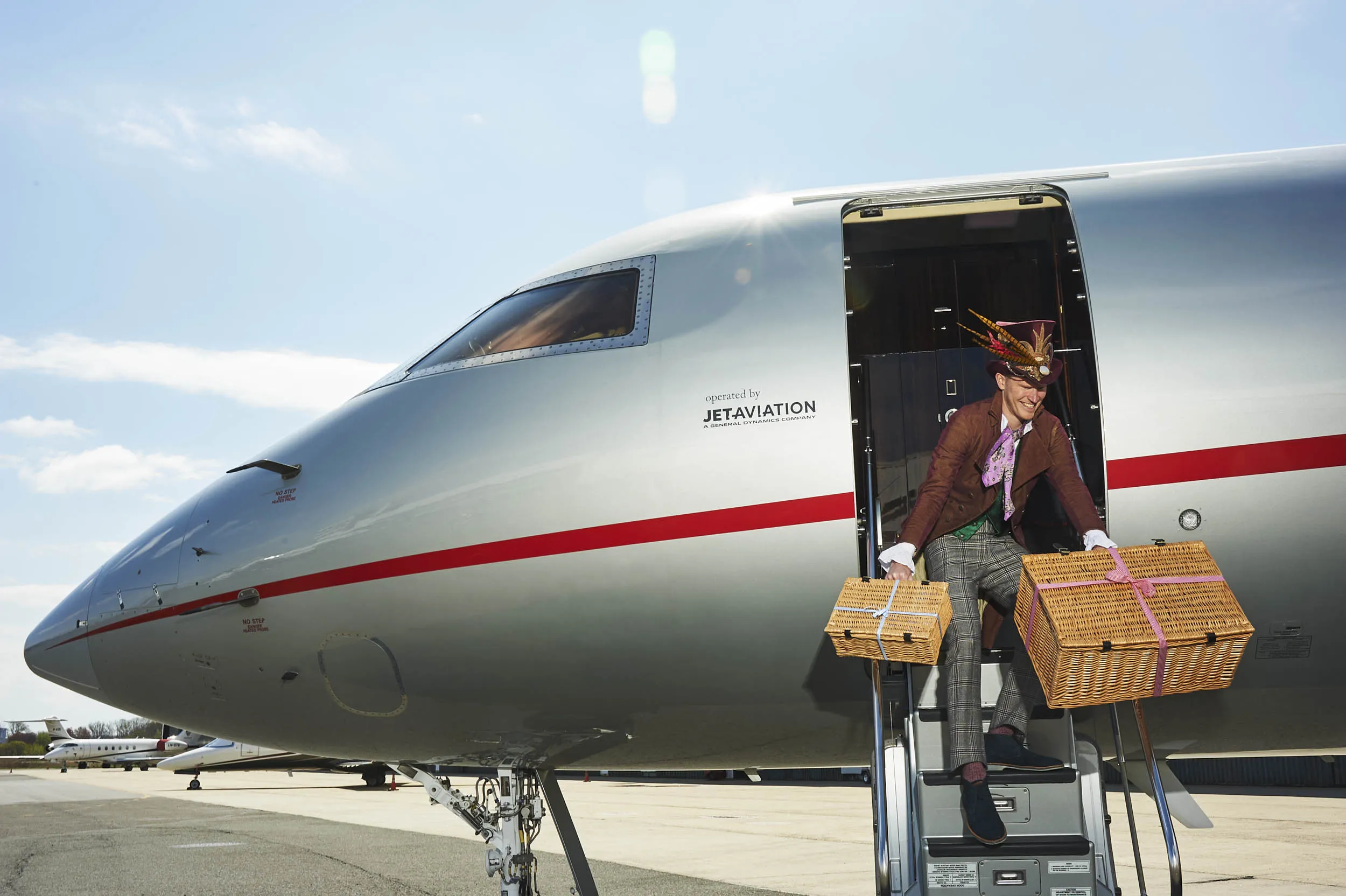 1825 Bloomberg VistaJet