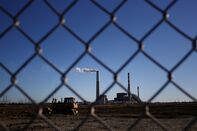 Coal-Fired Power Plants As Natural Gas Becomes Main Source Of U.S. Electricity Generation